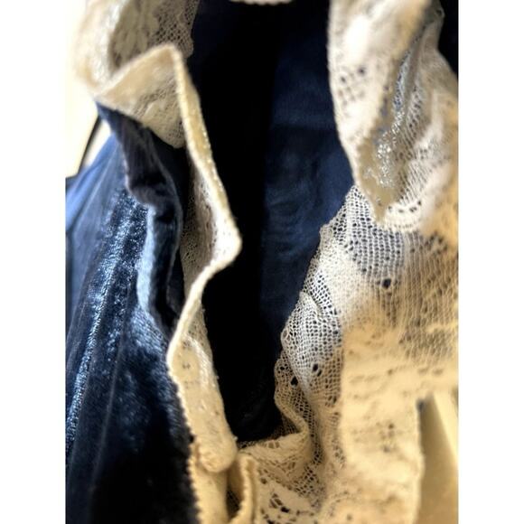 Marc by Marc Jacobs Woman's Size 4 Velvet Empire Waist Mini Dress Tie Neck and L - Picture 6 of 7